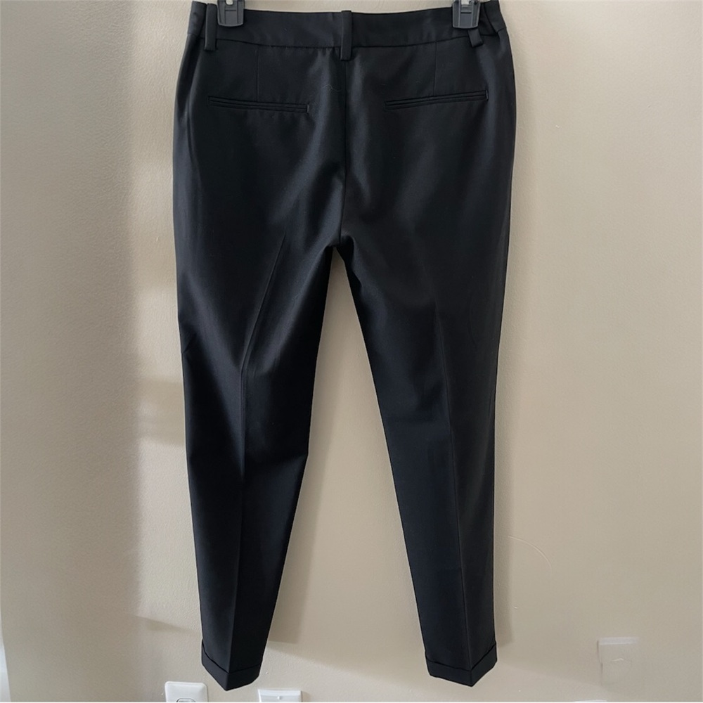 Zara Basic Black Mid-rise Cropped Tapered Trousers - 2 - Picture 2 of 6